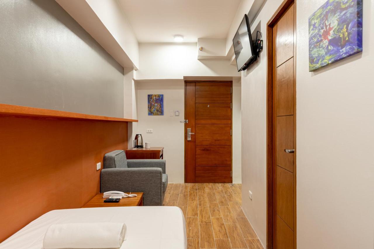 Ihotel Uptown Bgc تاغويغ المظهر الخارجي الصورة